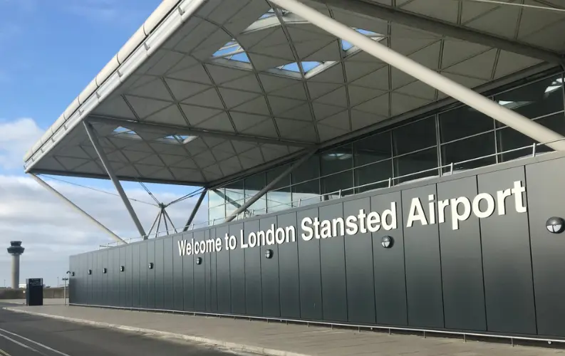 stansted Airport transfers Farmingham